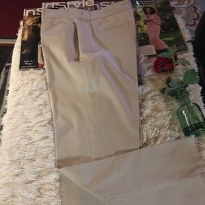 JMcollection-khaki/pants with stretchable waist.